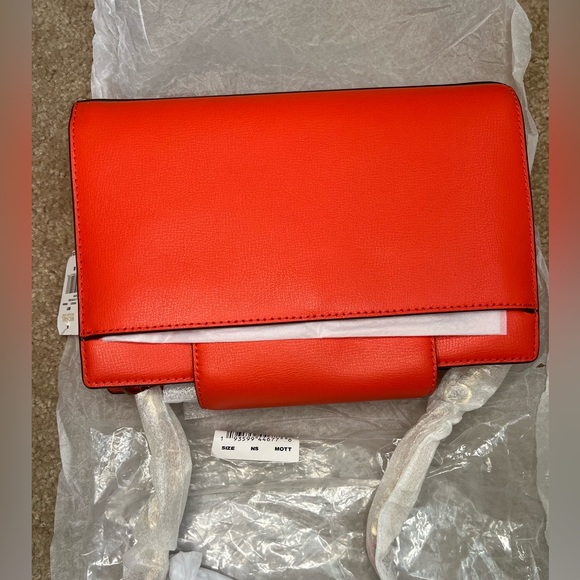 MICHAEL KORS
MOTT
35SOGOXC7L
LG CLUTCH XBODY
LEATHER
MANDARIN - Picture 5 of 11